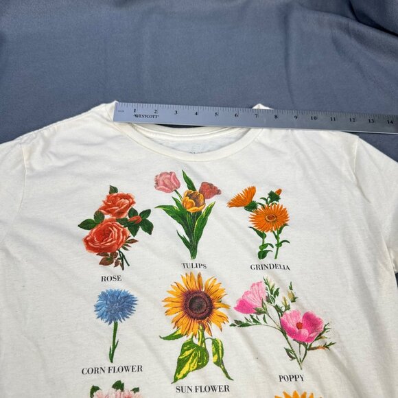 Fifth Sun Womens Size Medium Tee Shirt Floral Graphic White Preowned - Picture 4 of 9